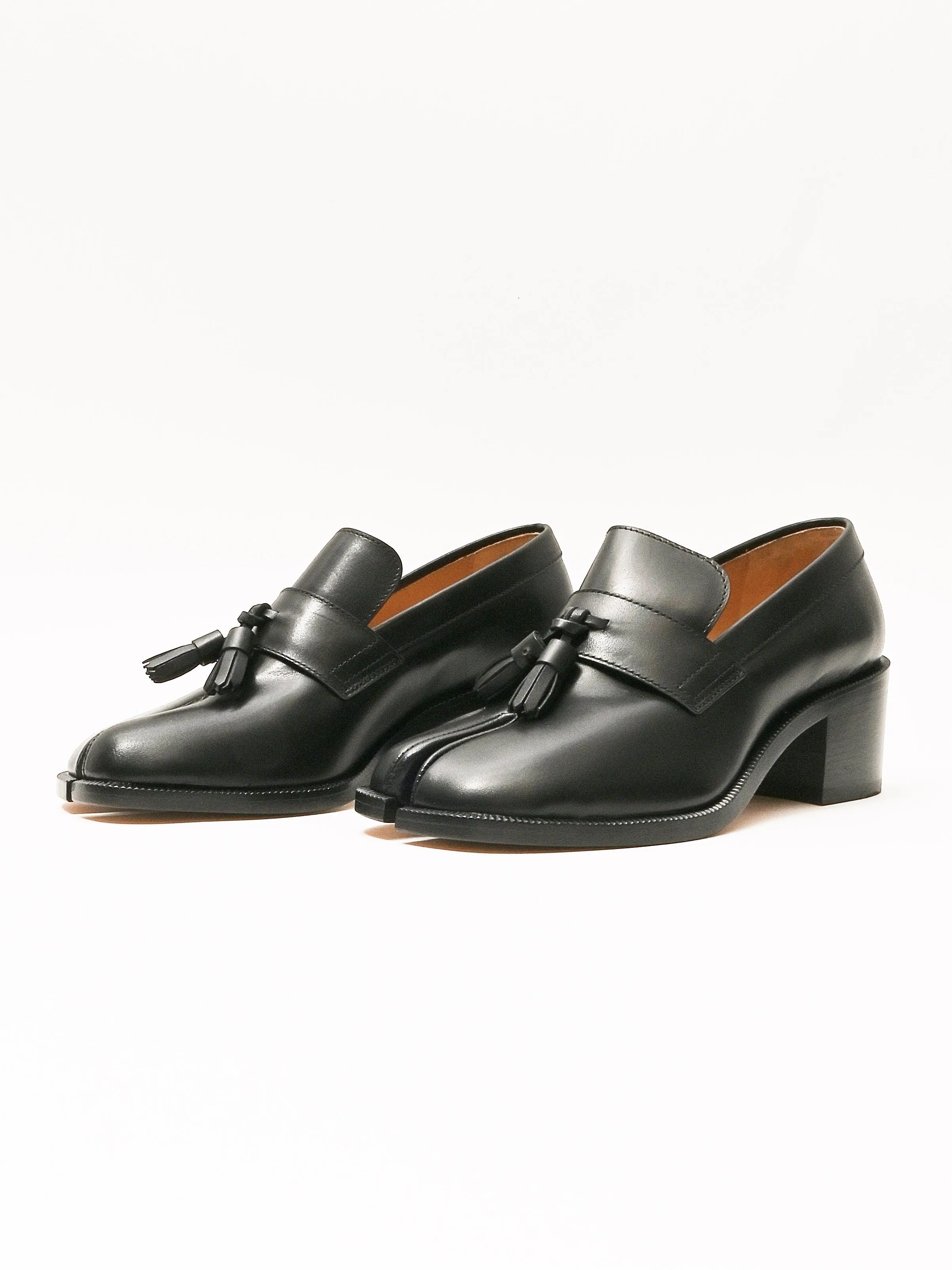 Black Tabi Tassel Loafer