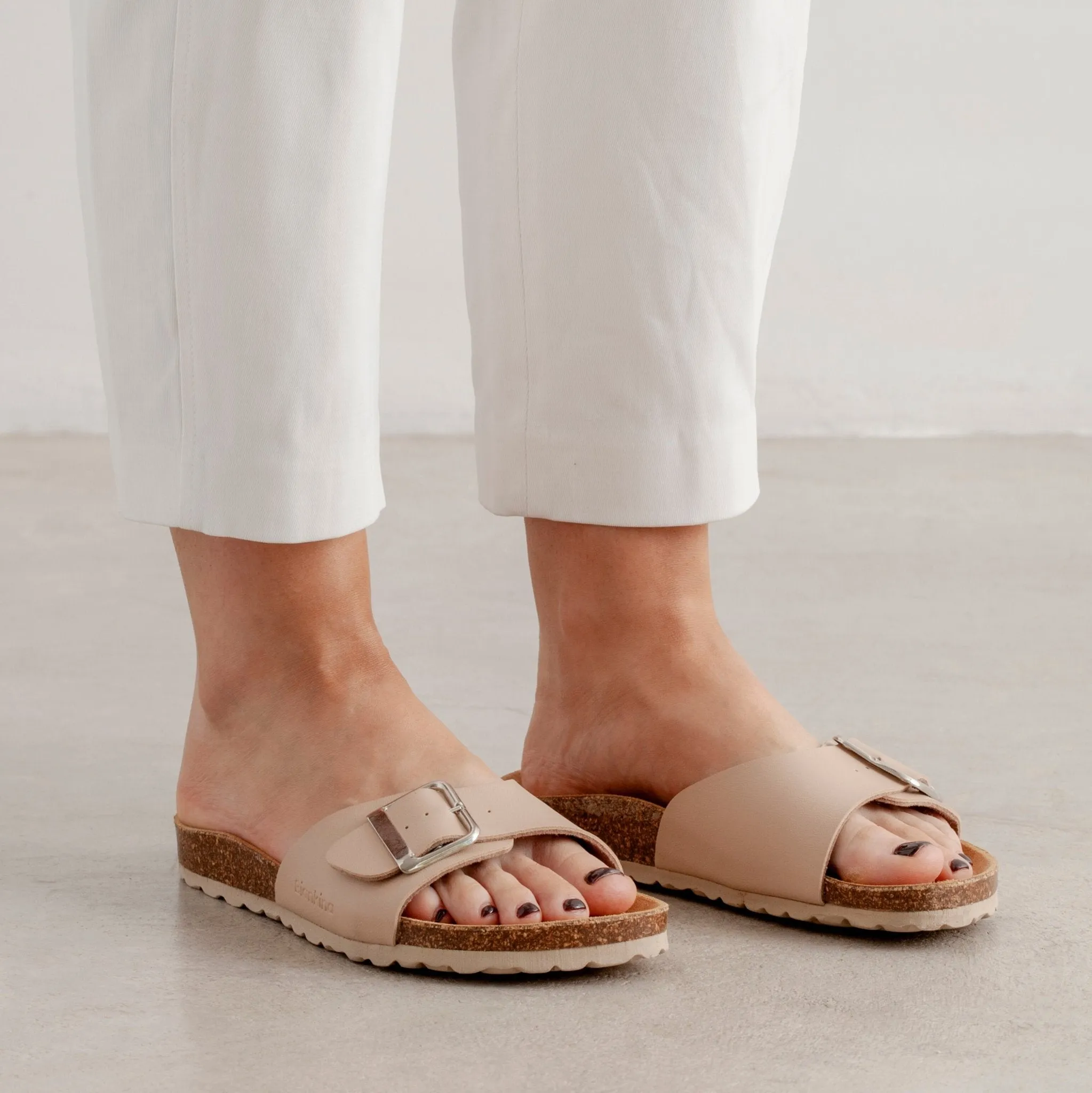 Cordoba Vegan Leather Slide Cork Sandal - Sand Brown