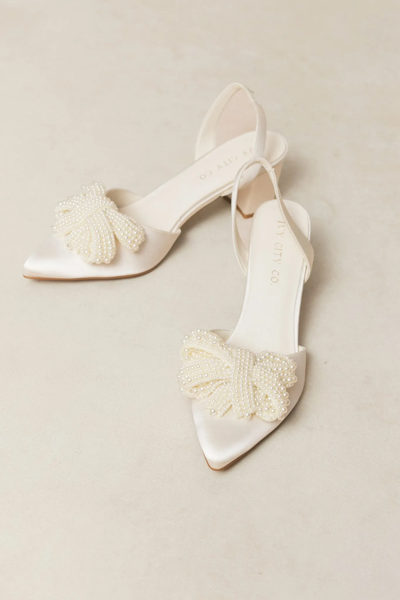 Eloise Pearl Bow Heel in Ivory