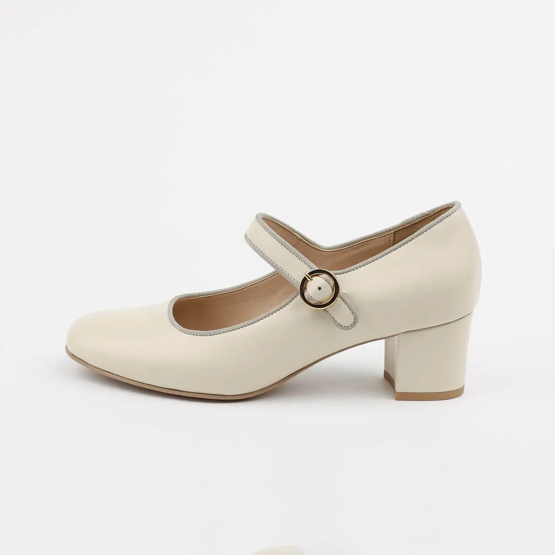 *UK szie 13  - ADRIANA - ivory, 4cm heels