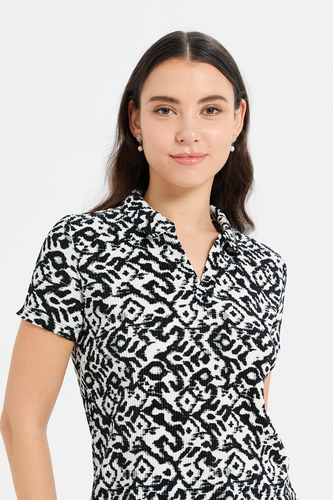 Women Black And White Printed Shirt Collared Top